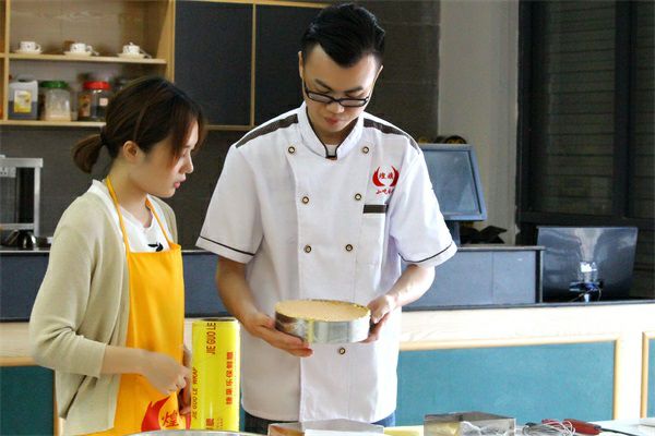 beat365亚洲体育官方网站-选手不和石锤?TSM上单意外泄露机密表格(图1) beat·365